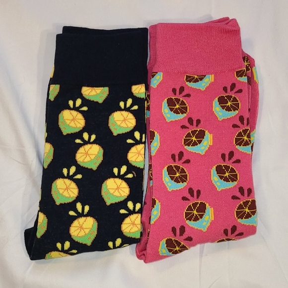 2 pairs of women's socks - Picture 16 of 16